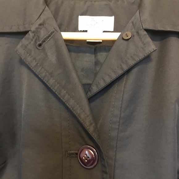 Spring Coat - Picture 2 of 3